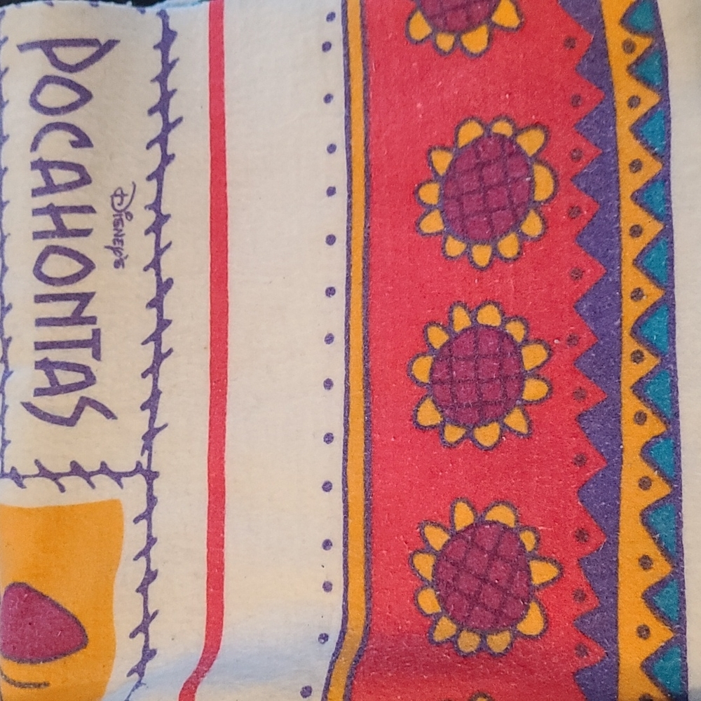 Vintage 90s Disney Pocahontas blanket - Picture 2 of 7